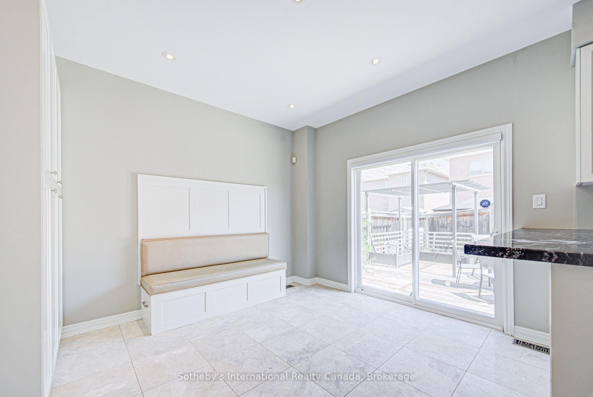 9 Aidan Drive photo 14