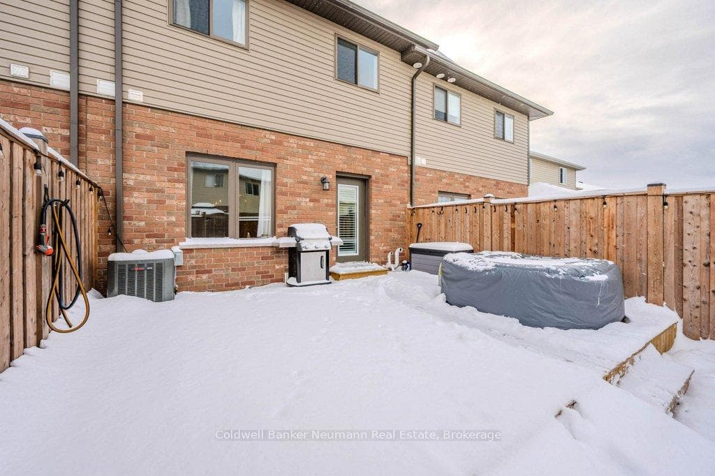 118 Simmonds Drive Unit 2 photo 34