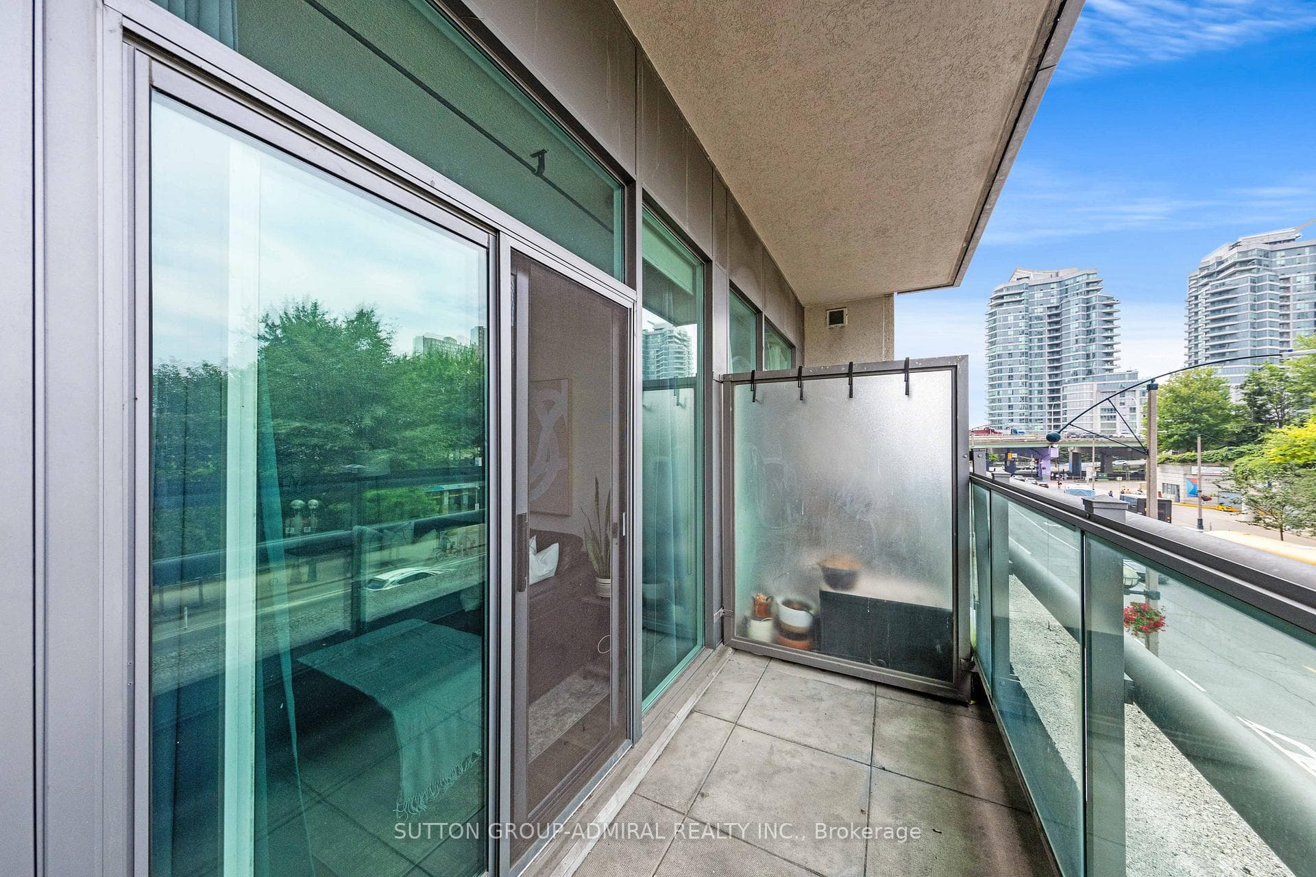 51 Lower Simcoe Street Unit 210 photo 25
