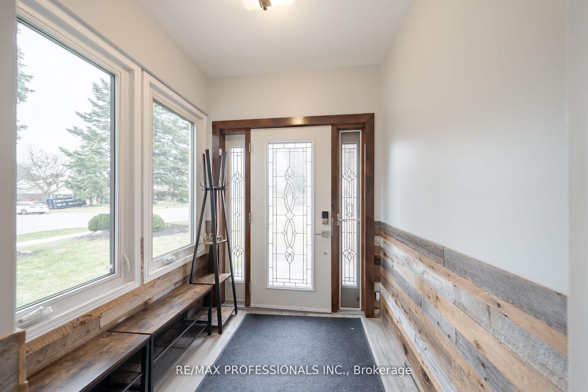 4199 Gayling Gardens photo 3