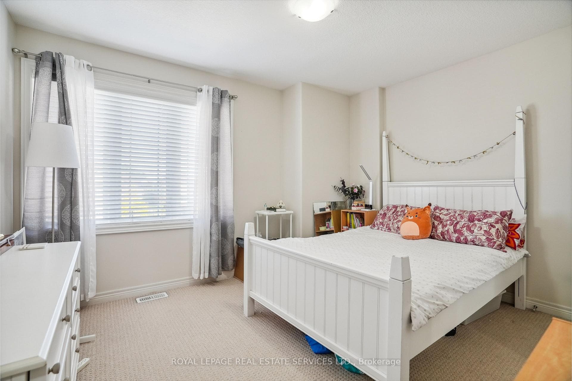 84 CHAMOMILE Drive Unit Uppper photo 17