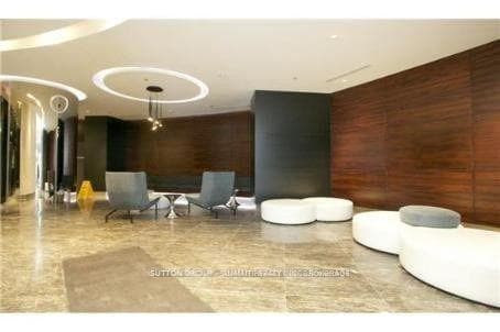 50 Absolute Avenue Unit 1610 photo 9