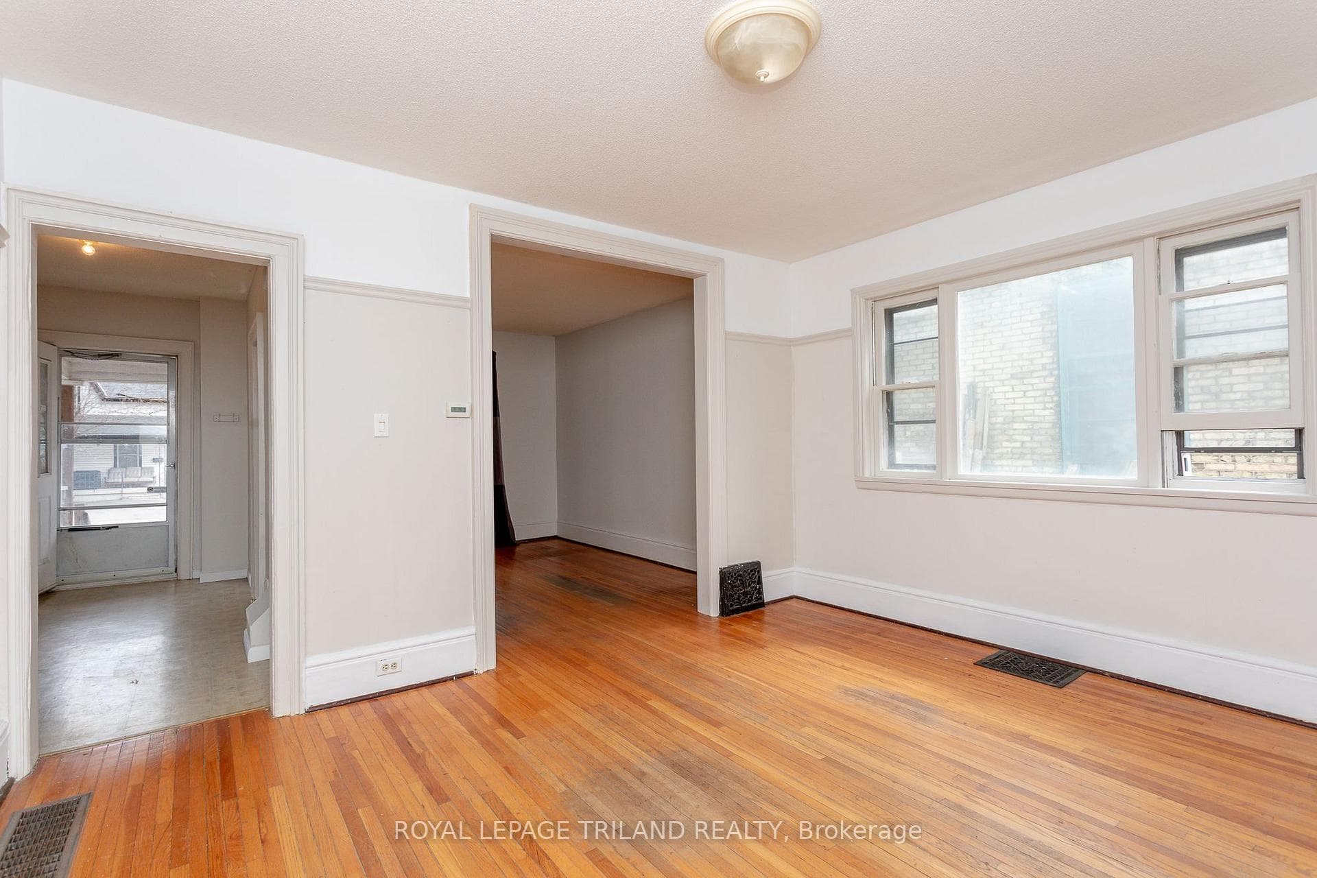 42 Balaclava Street photo 8