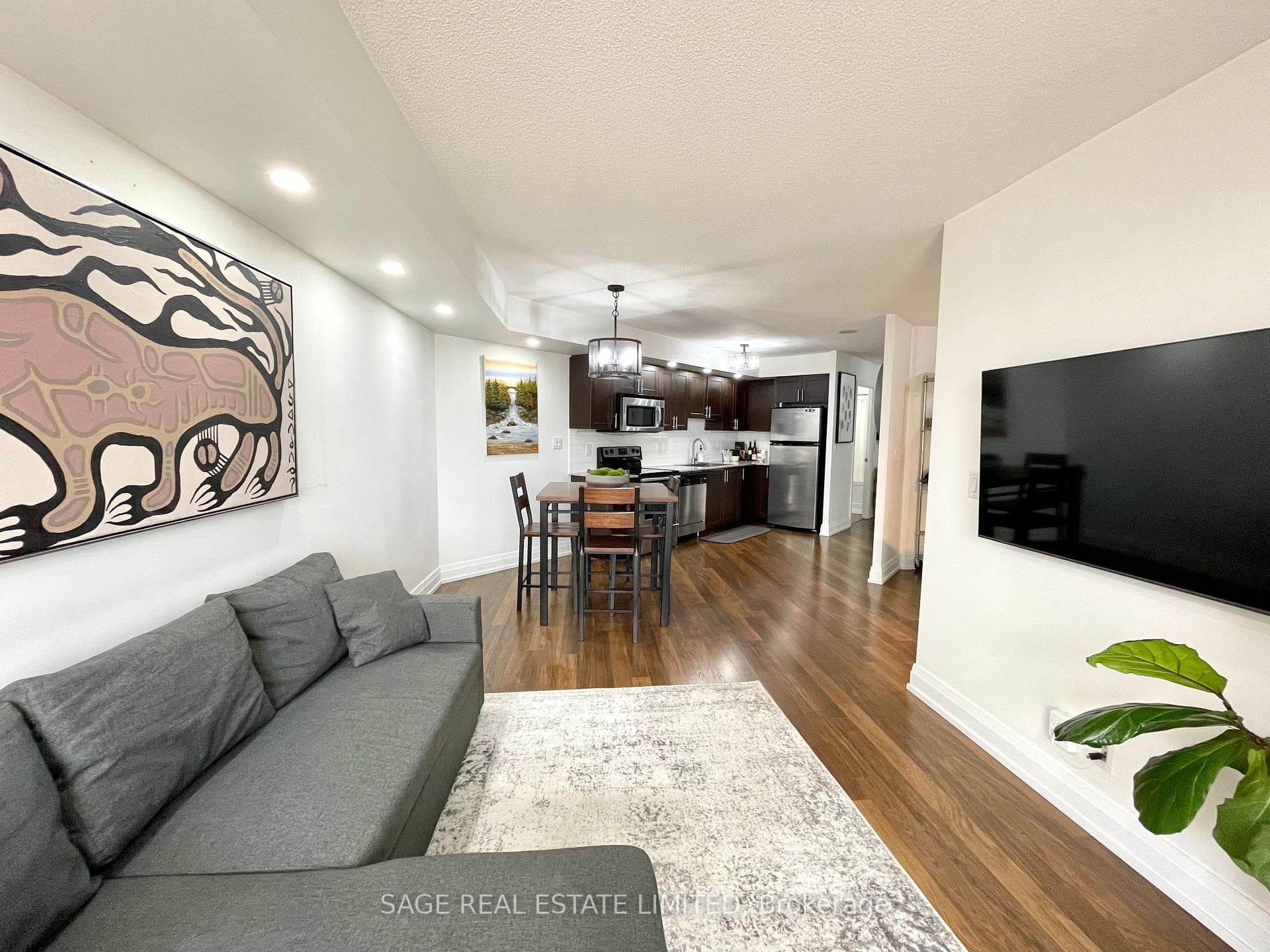 1060 Sheppard Avenue Unit 710 photo 15