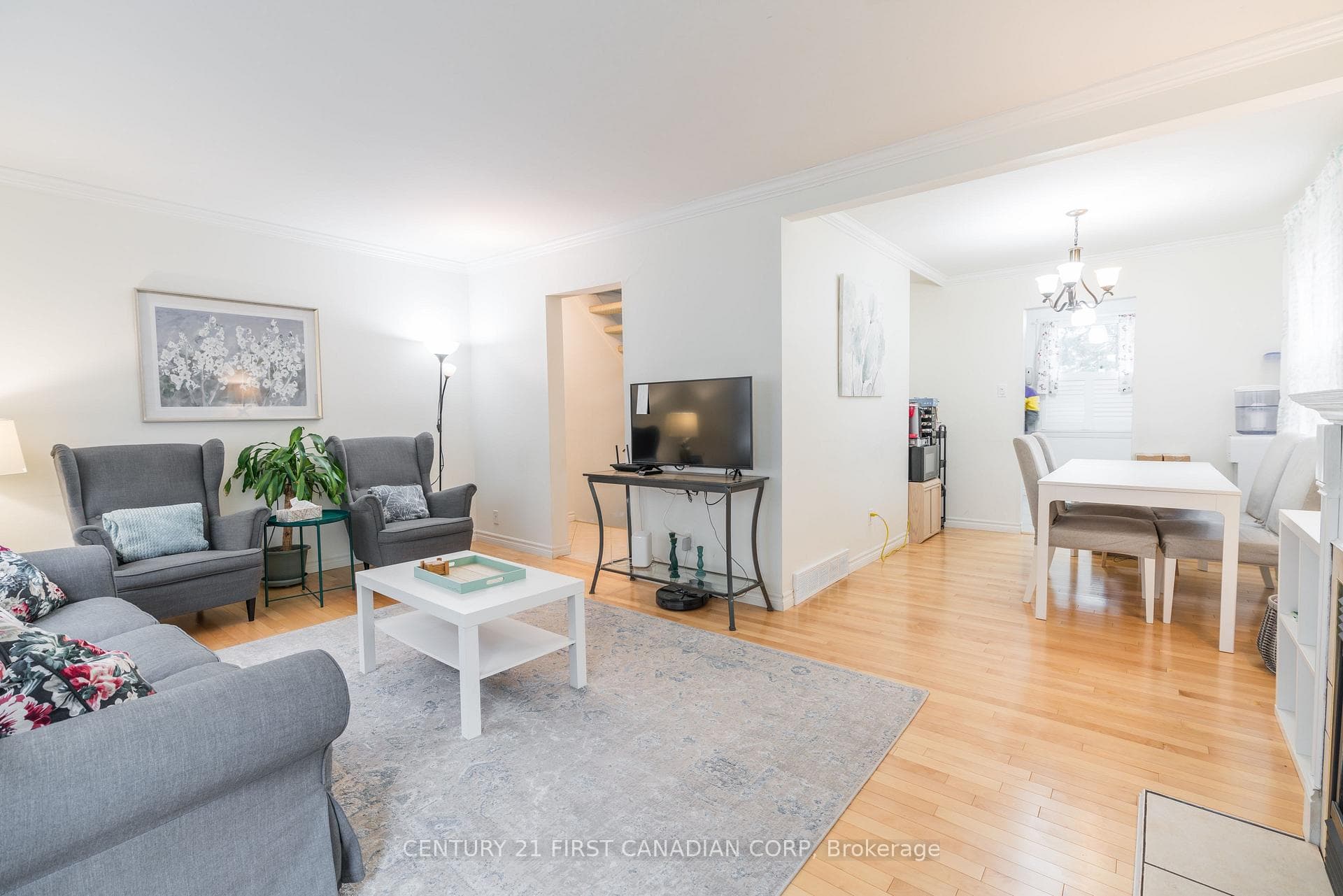 1385 Commissioners Road Unit 16 photo 10