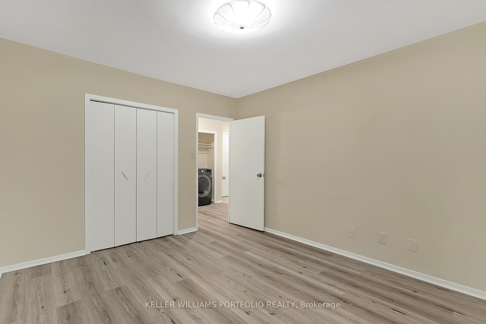 825 Kennedy Road Unit 204 photo 17