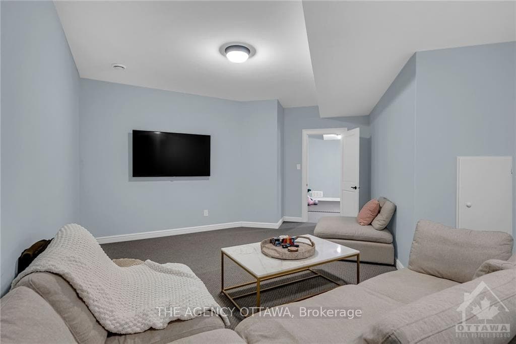 153 BARRDON Road photo 19