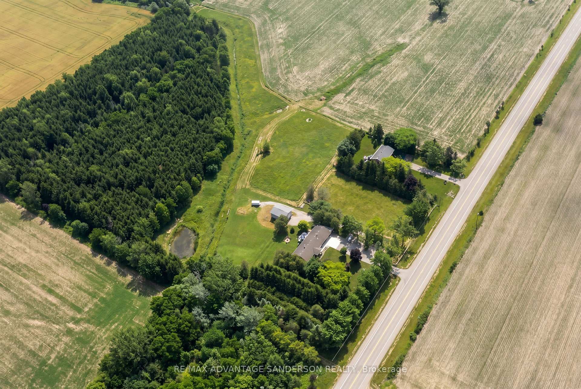 25348 Nairn Road photo 9
