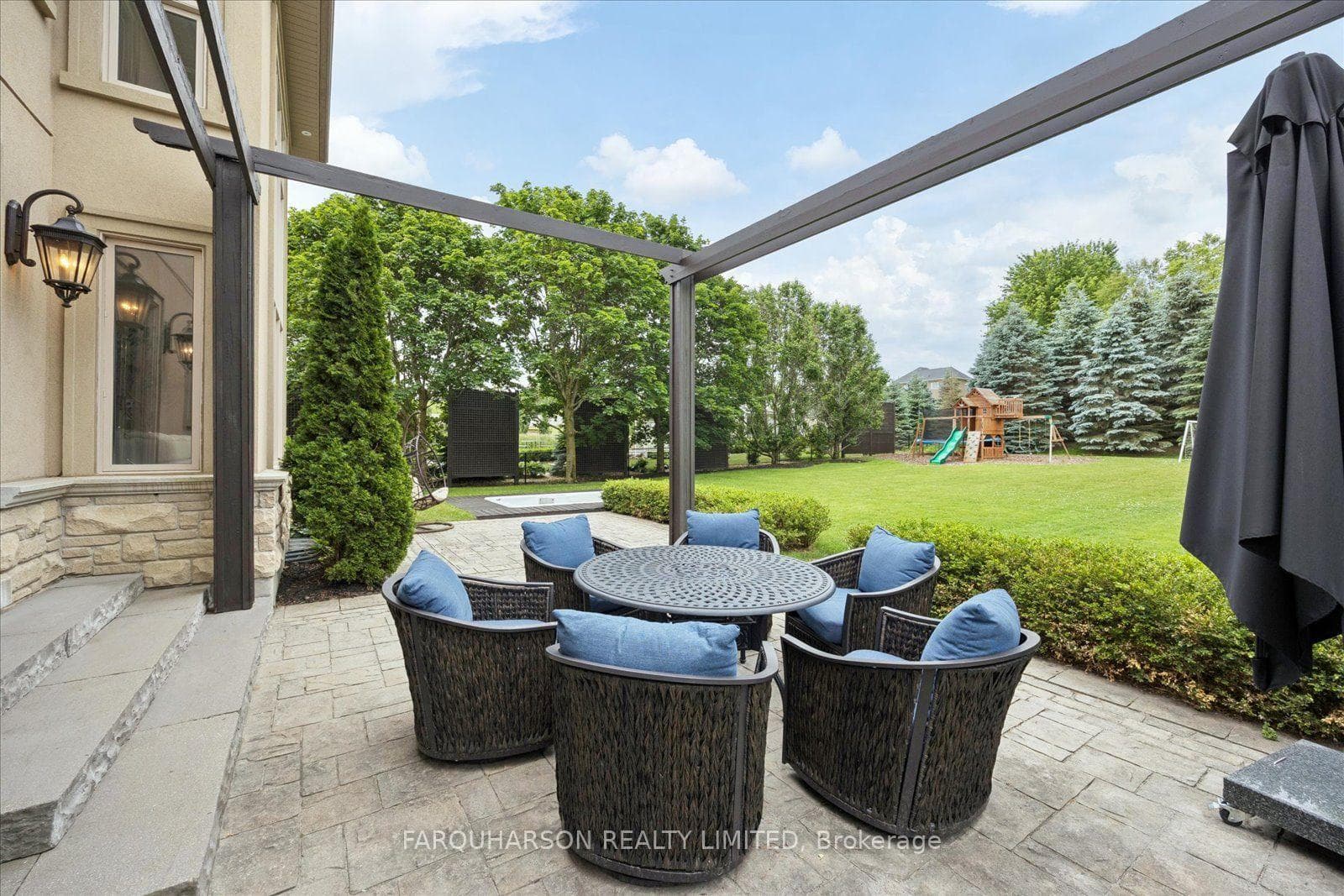 41 Country Club Crescent photo 27