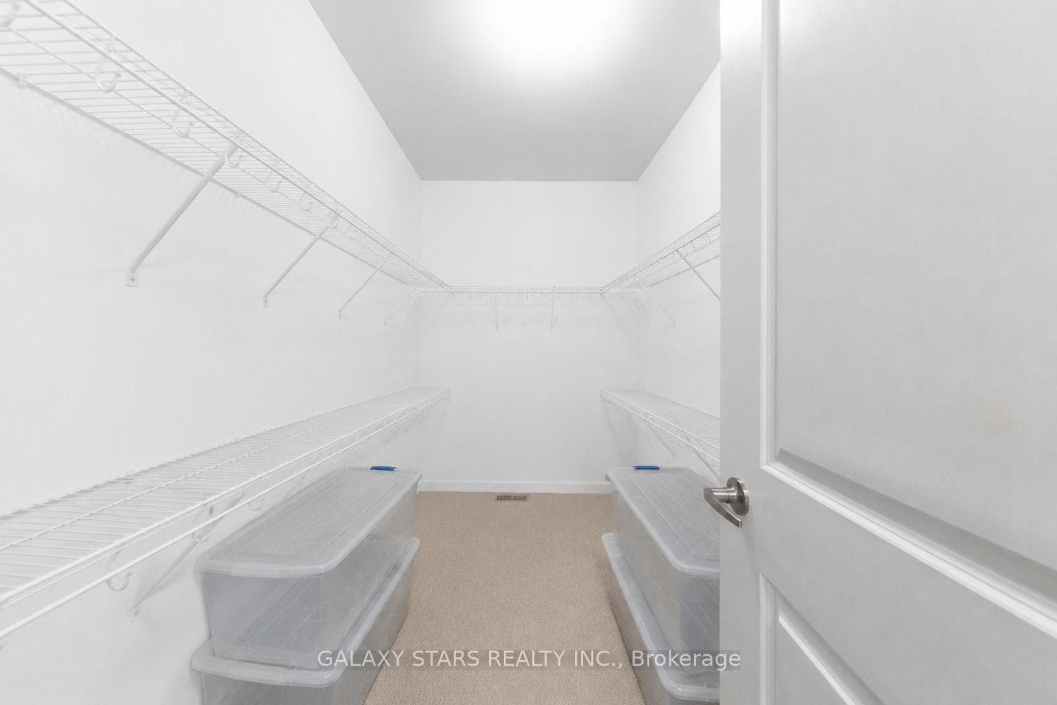 400 Finch Avenue Unit 31 photo 27