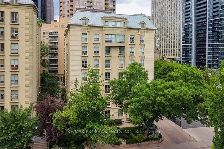 88 Charles Street Unit 702 photo 34