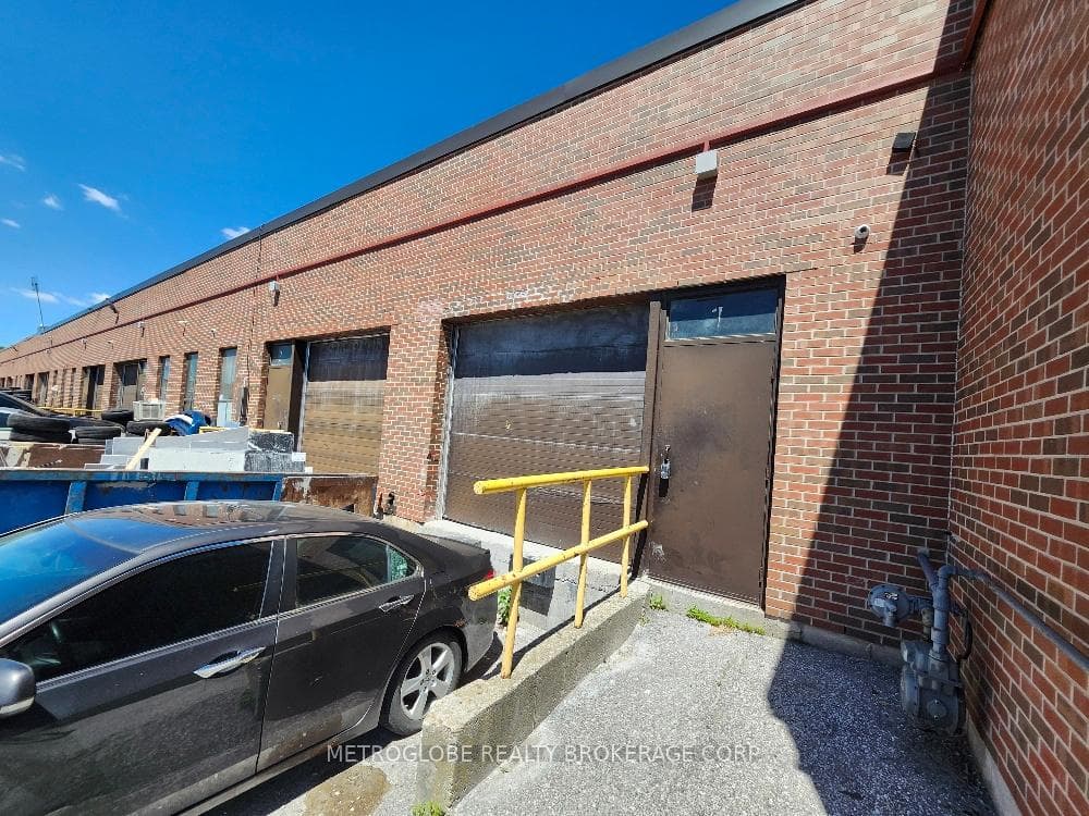 100 Melford Drive Unit 1 photo 9