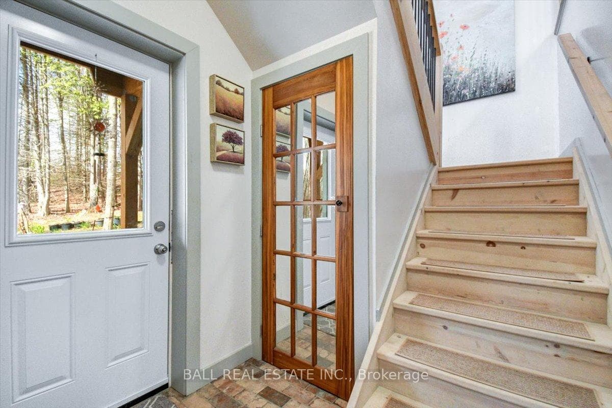 1404 Hybla Road photo 22