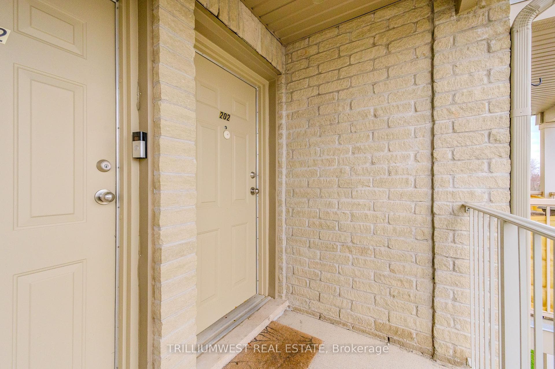 50 Whitlaw Way Unit 202 photo 7