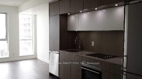 170 Sumach Street Unit 2505 photo 6