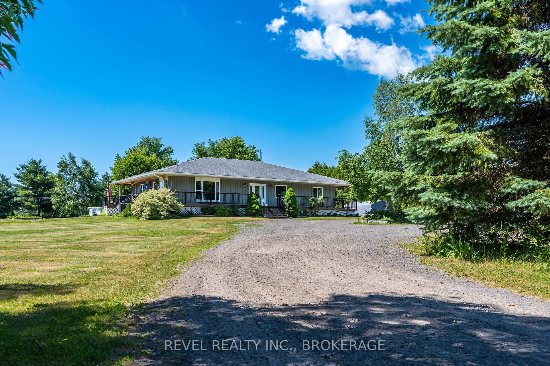 2089 Sunbury Road photo 3