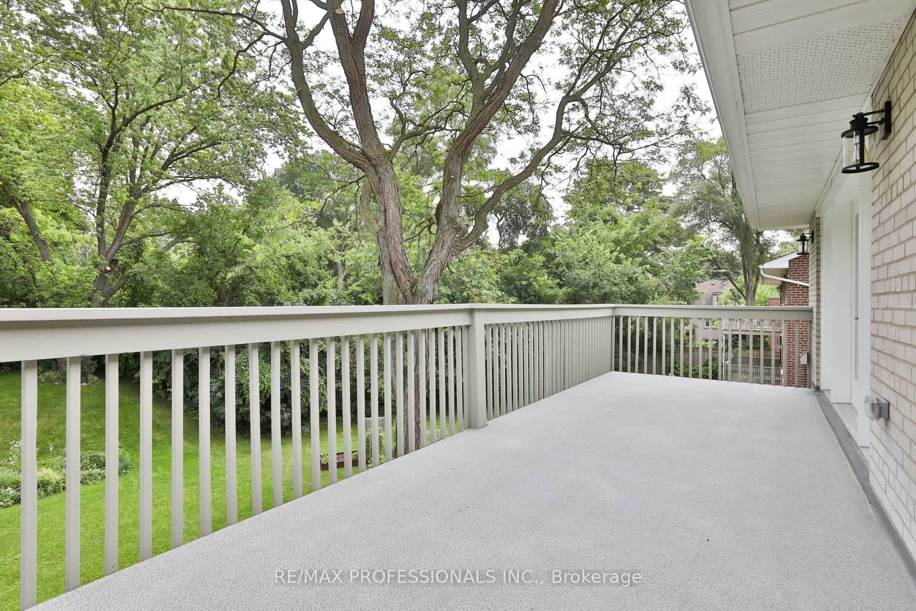 1183 Royal York Road Unit Upper photo 29
