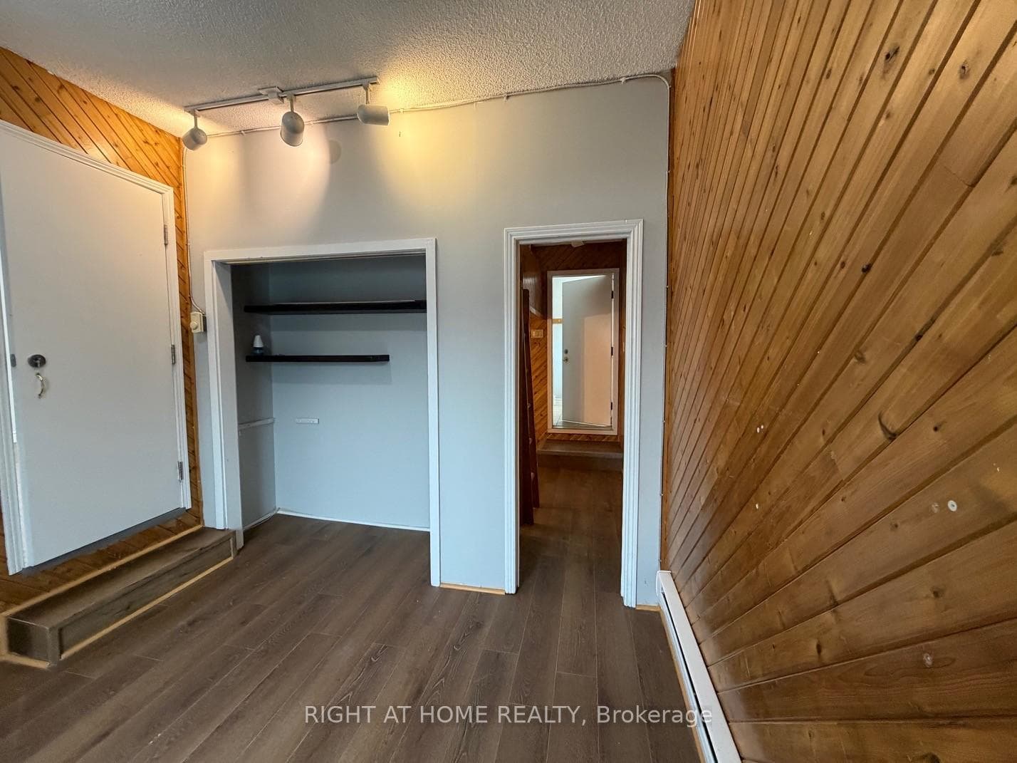 101 Romy Crescent photo 17