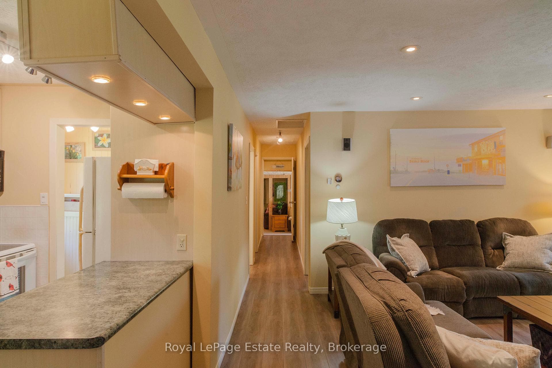 326 Lindsay Street photo 23