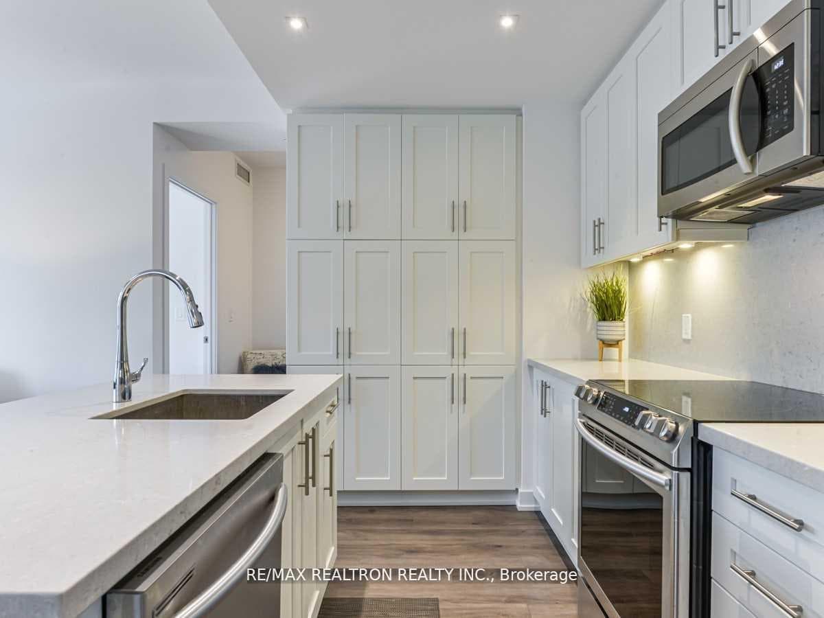 375 Sea Ray Avenue Unit 212 photo 7