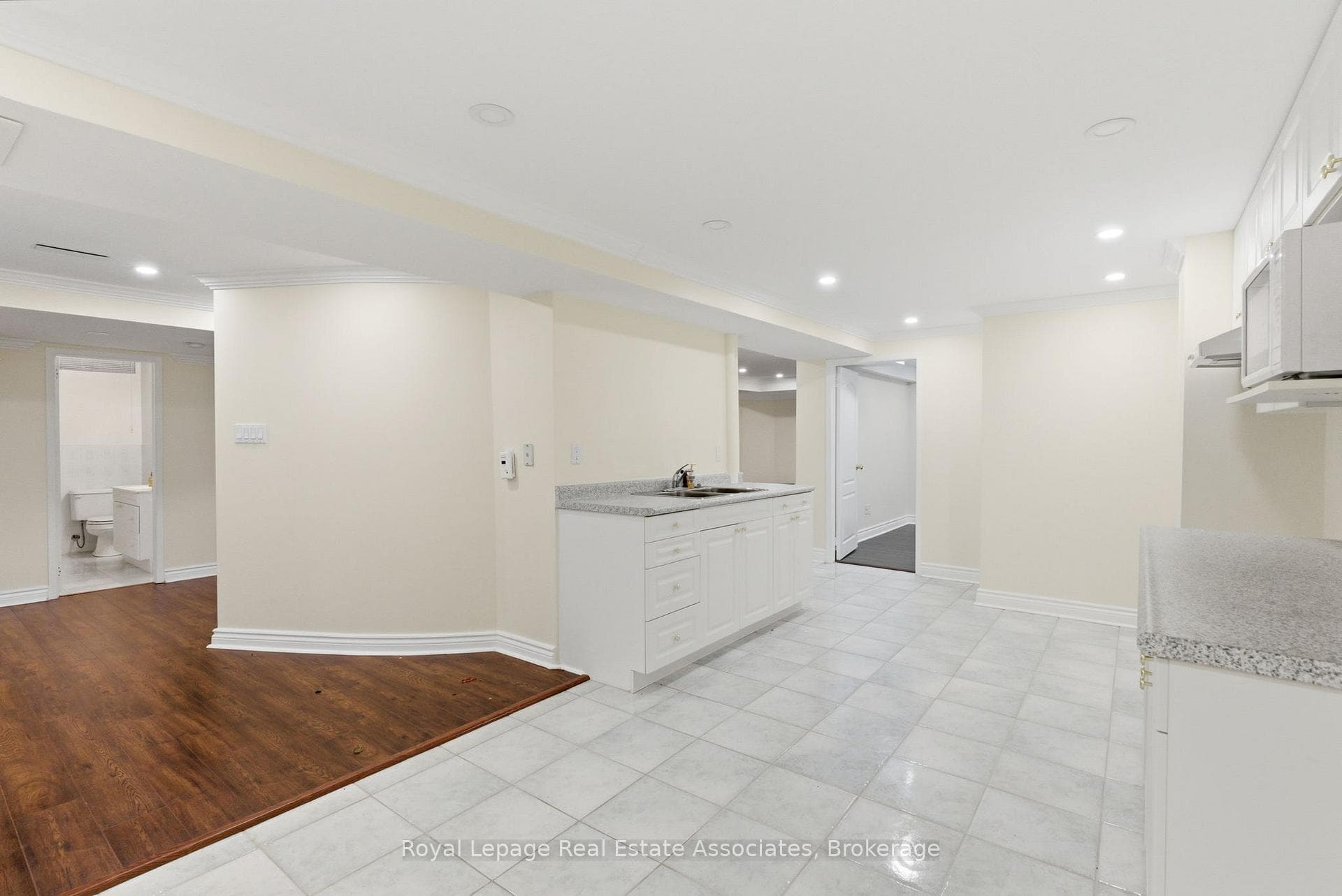 17 Walden Street photo 41