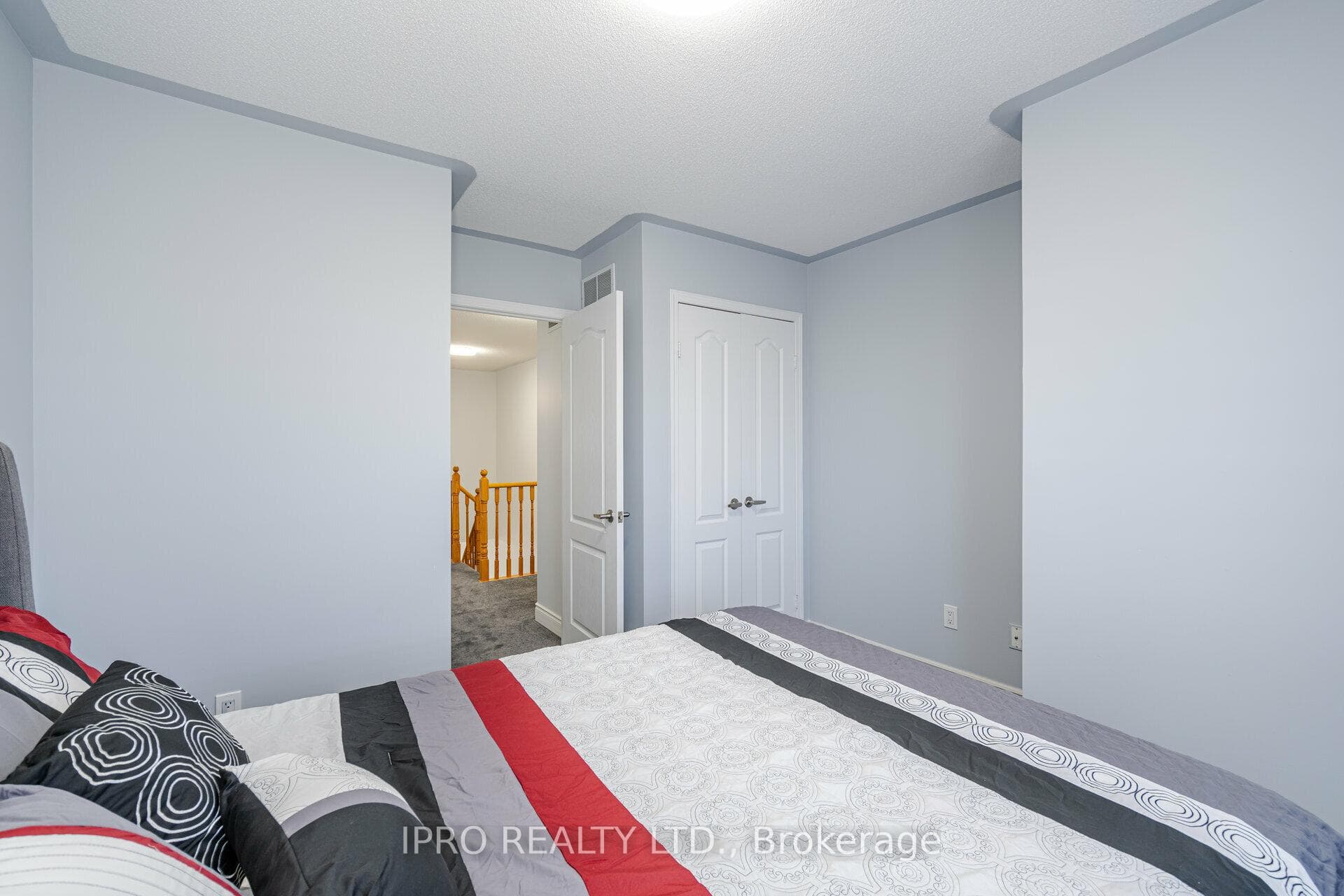 44 Tincomb Crescent photo 28