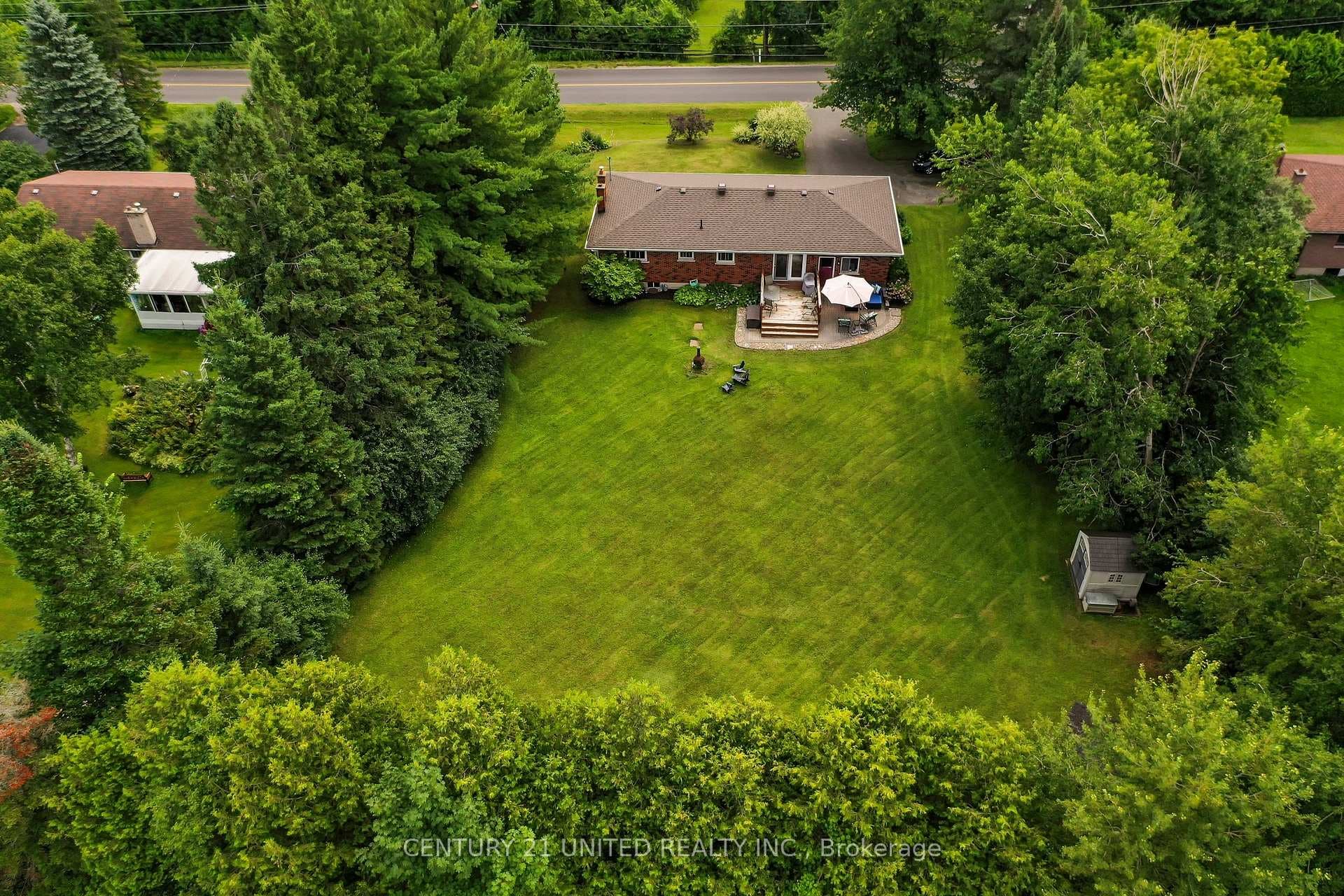 696 Skyline Road photo 37