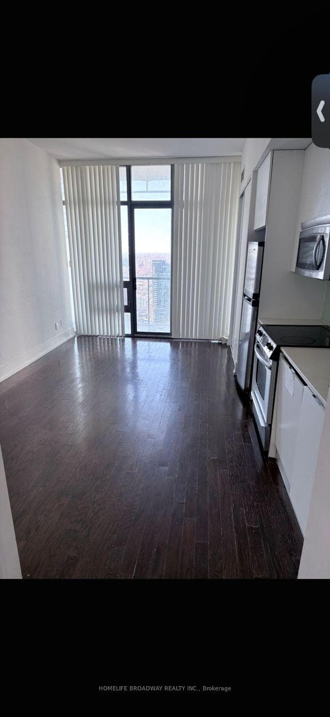 Luxury suite with brand new paint