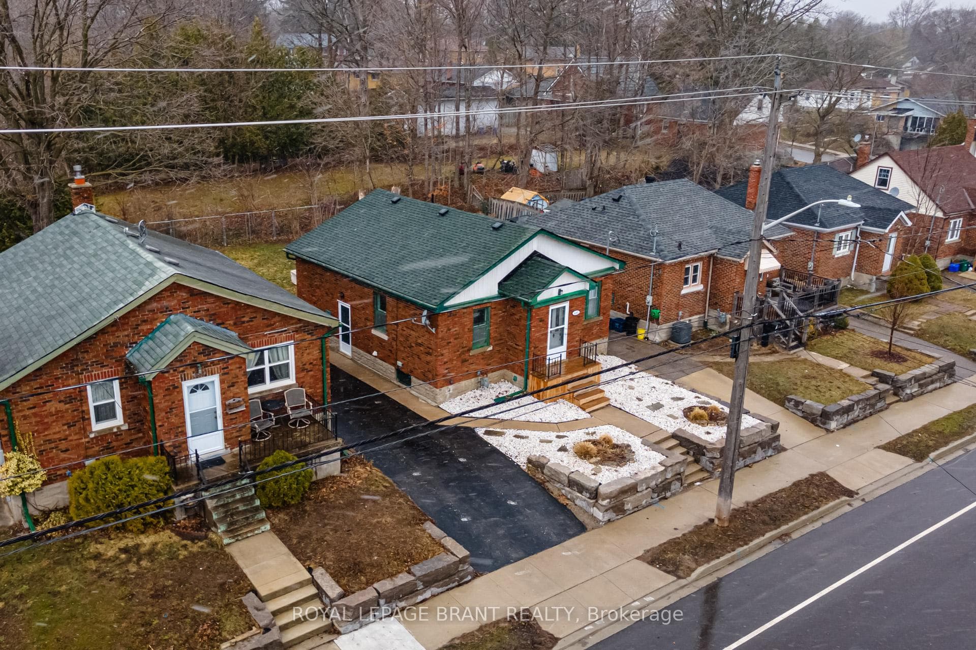 632 Stirling Avenue photo 4