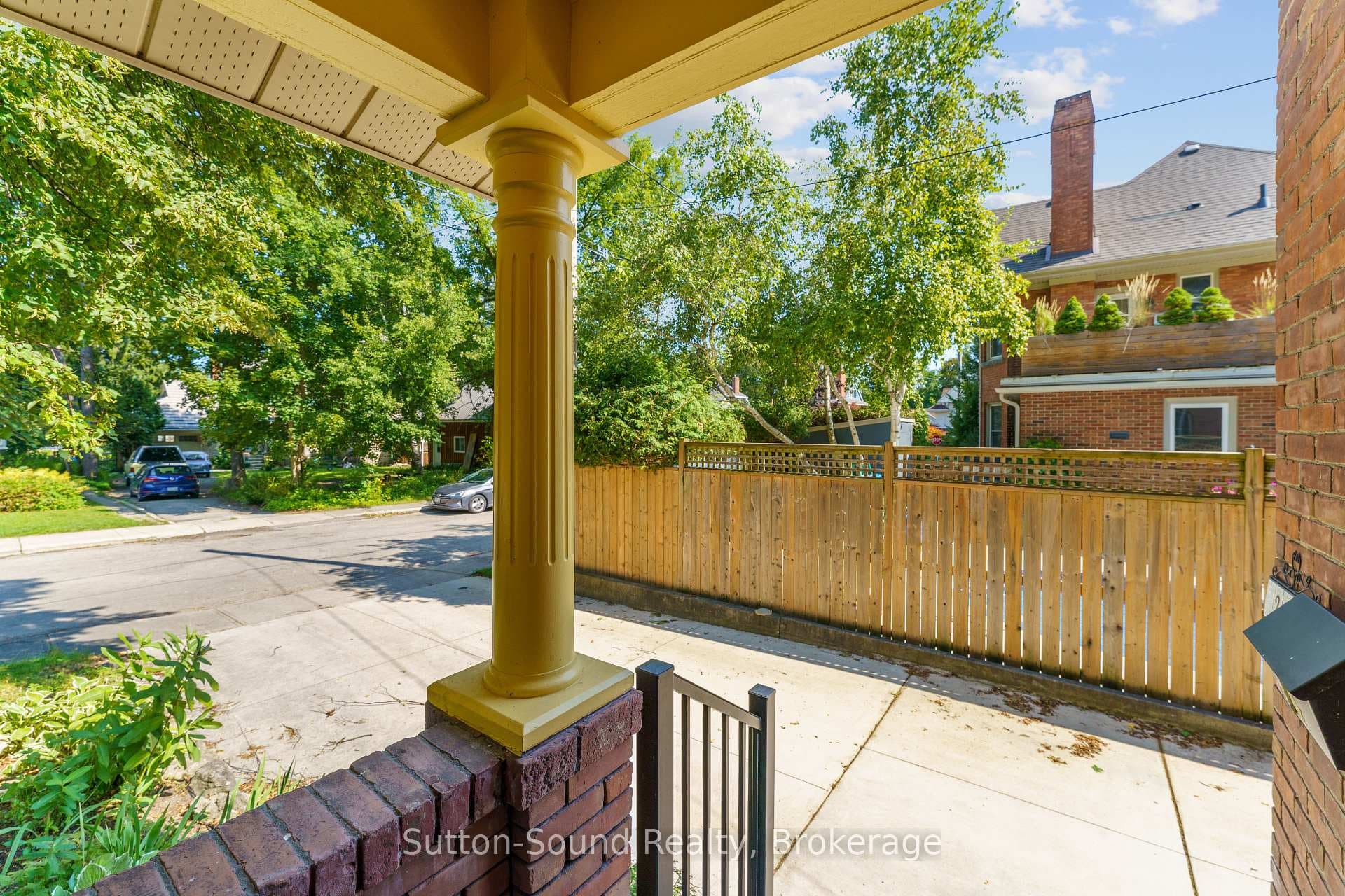 235 7th Street photo 3