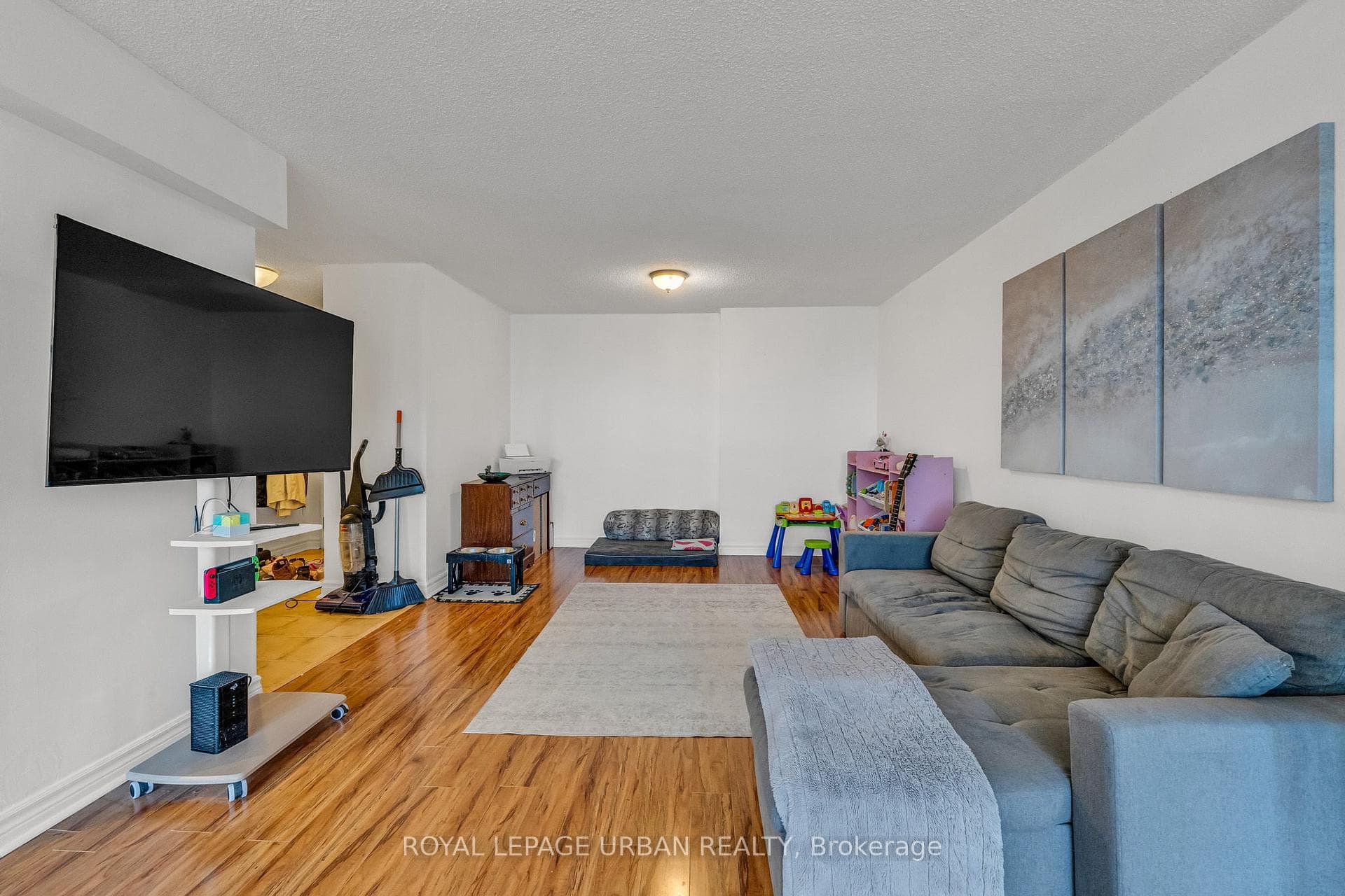 61 Markbrook Lane Unit 1210 photo 8