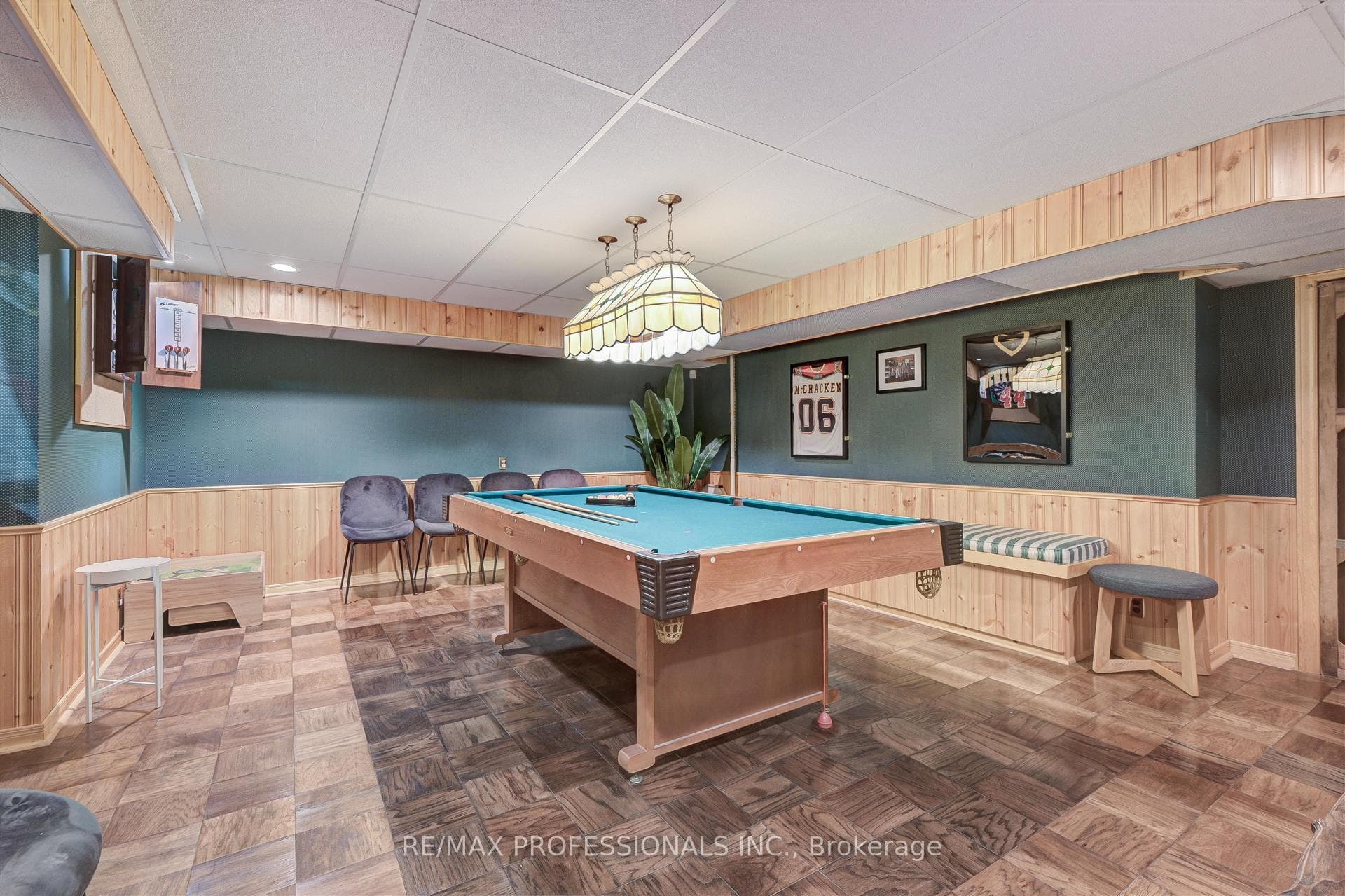 9 Blackdown Crescent photo 24