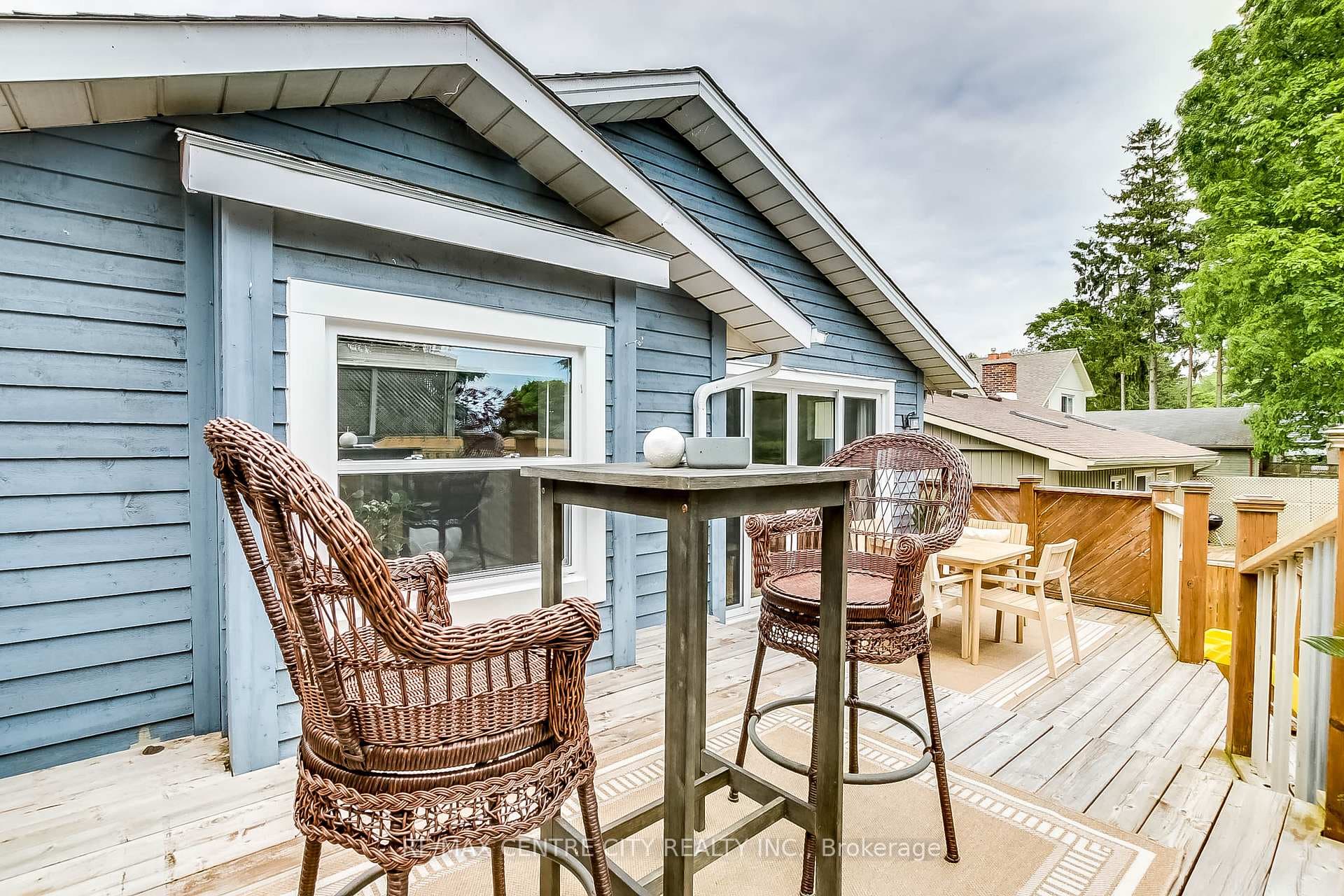 220 HARRISON Place photo 35