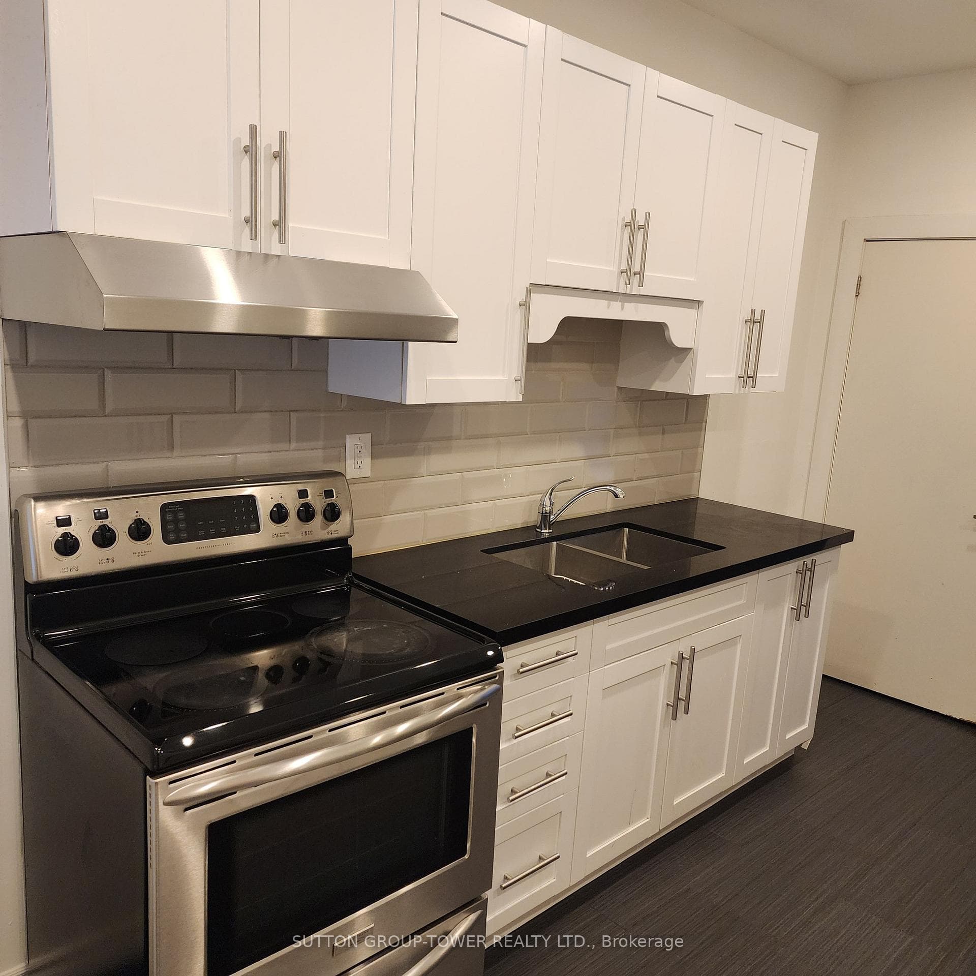 16 Russett Avenue photo 2