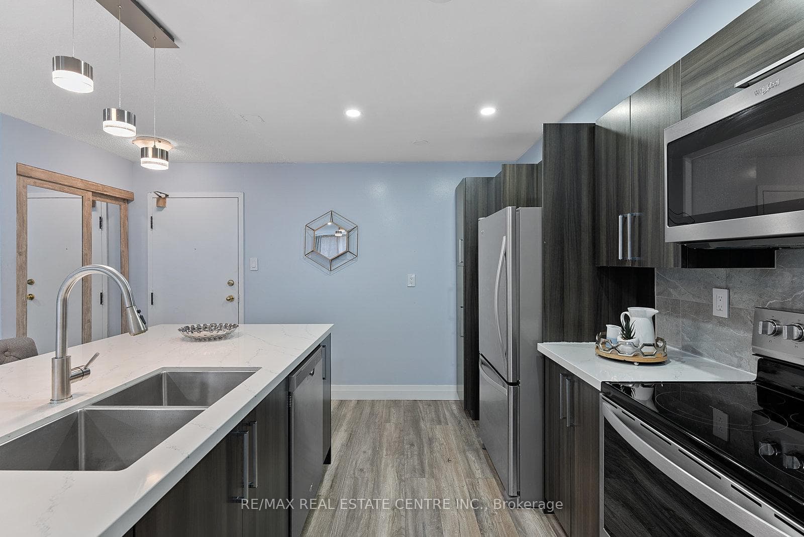 4205 Shipp Drive Unit 104 photo 16