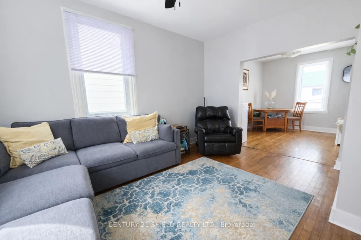 319 Third Street photo 10