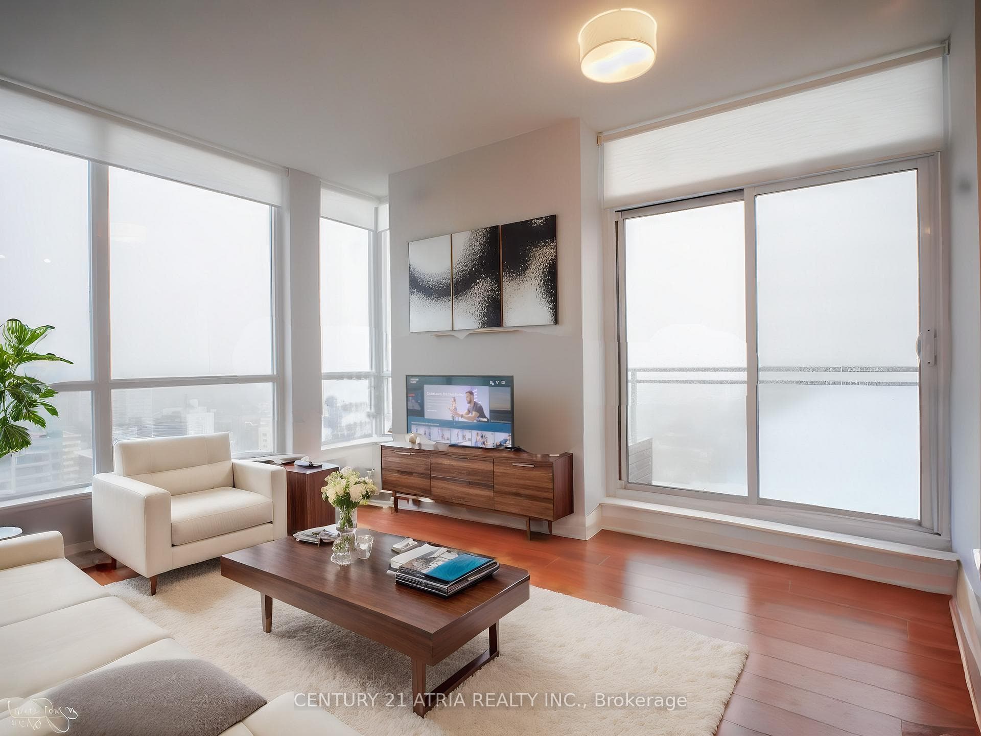 83 Redpath Avenue Unit 1902 photo 2
