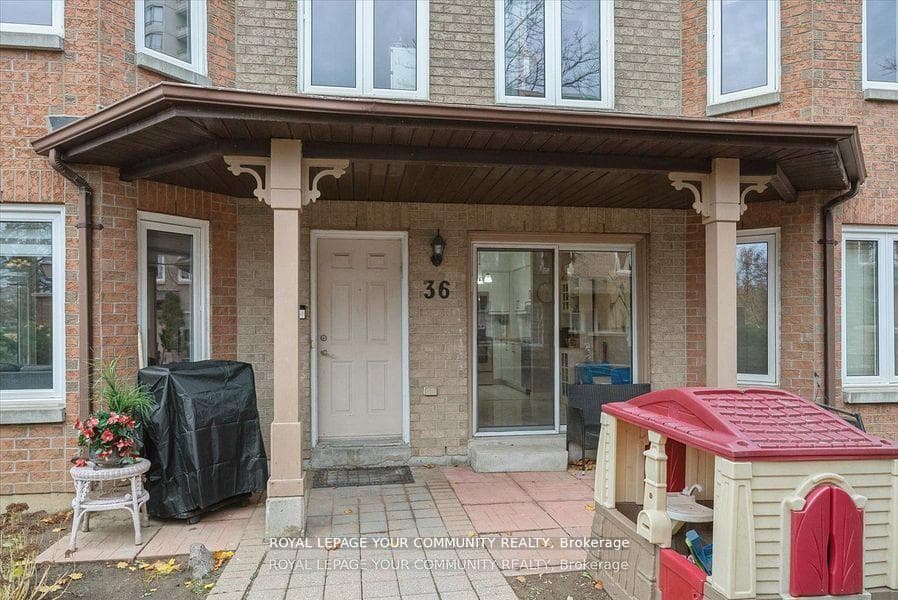 735 New Westminster Drive Unit 36 photo 3