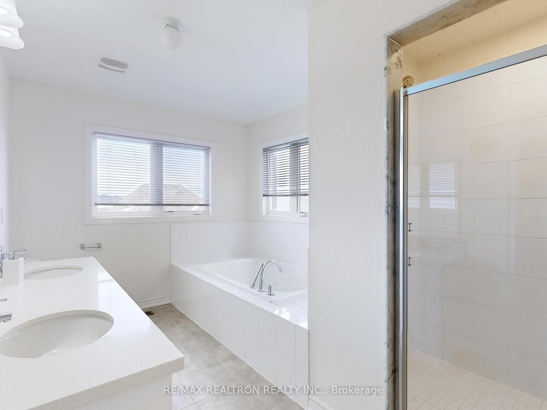 22 Pietrowski Drive Unit Upper photo 23