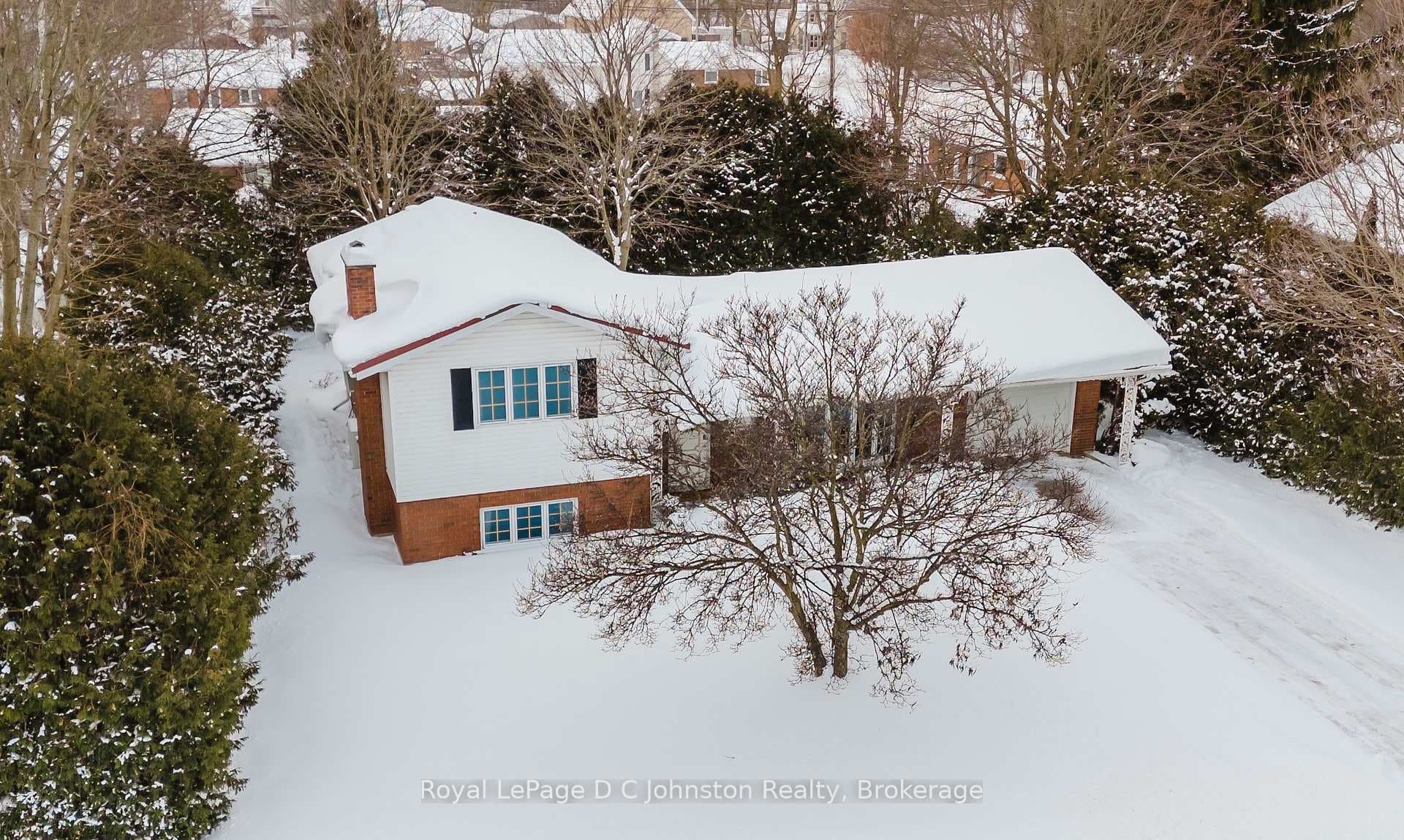 652 Orchard Drive photo 1