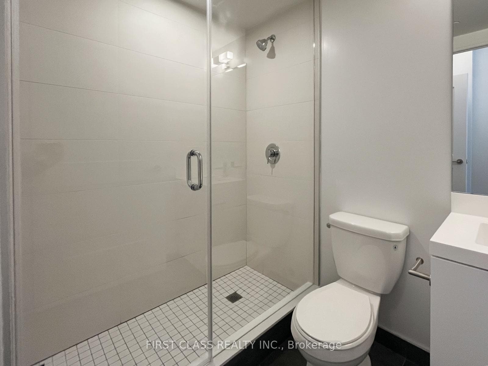 8 Widmer Street Unit 3905 photo 13