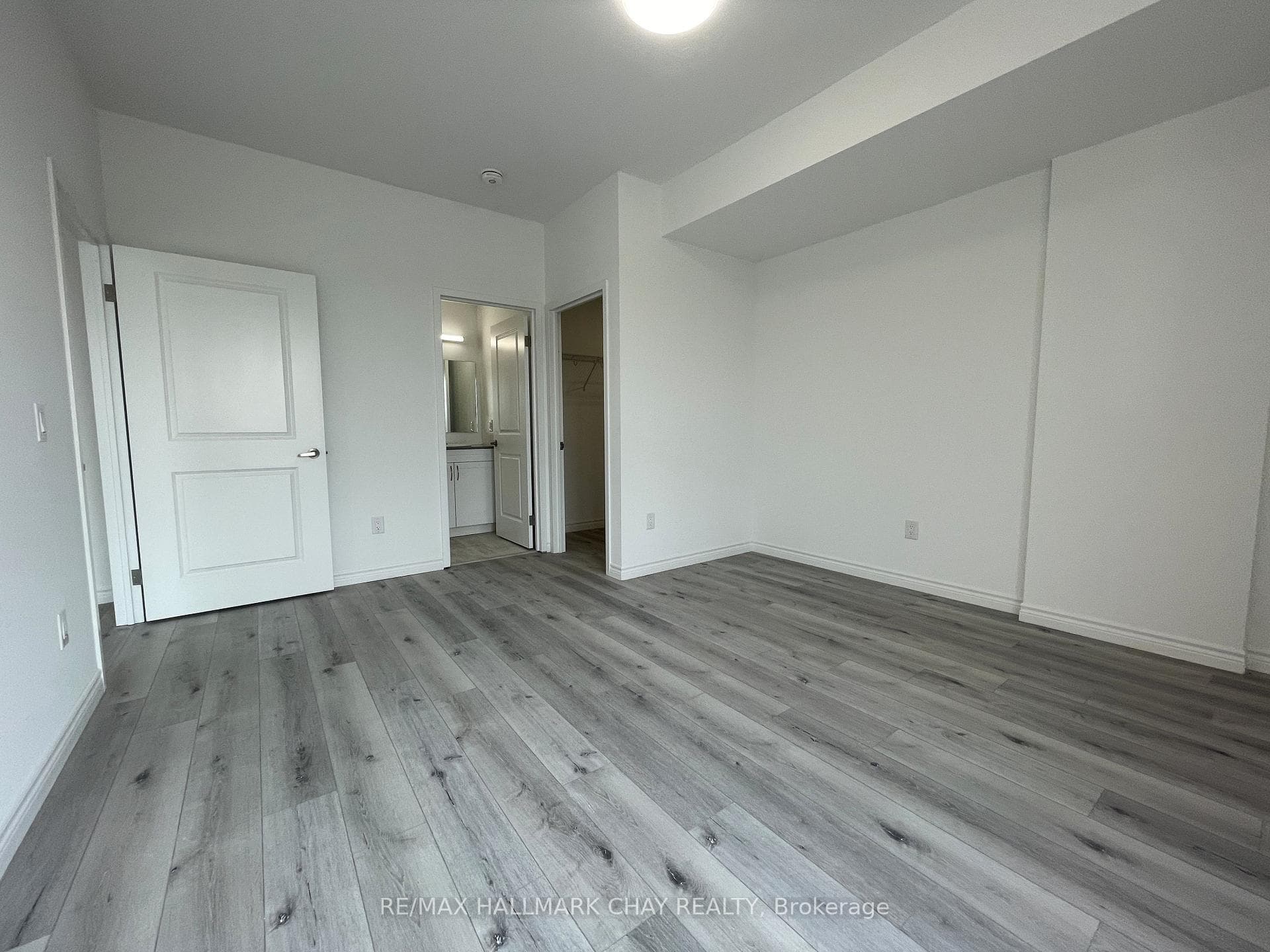 30 Hanmer Street Unit 203 photo 32