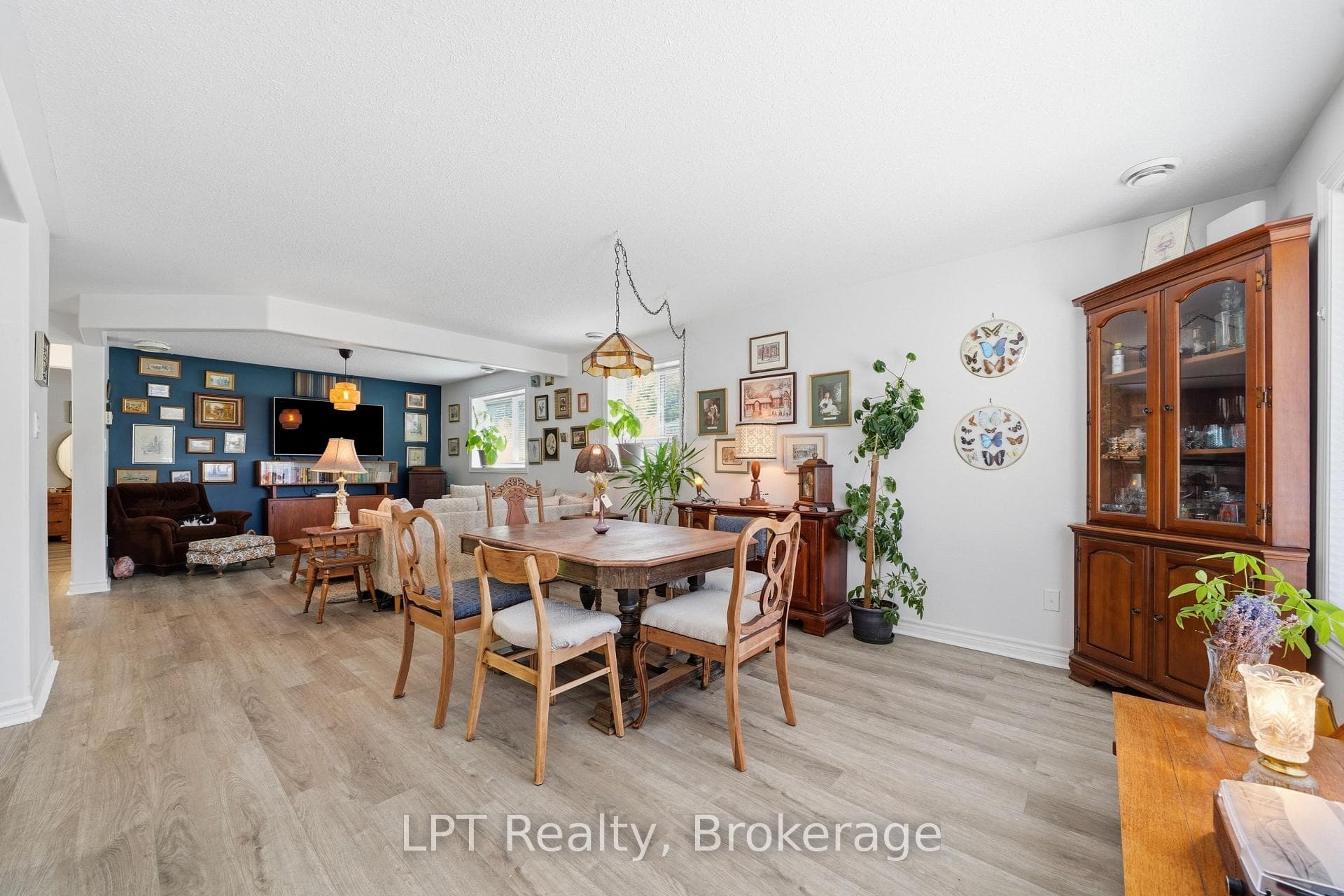 37 Lake Breeze Court Unit 5A photo 9