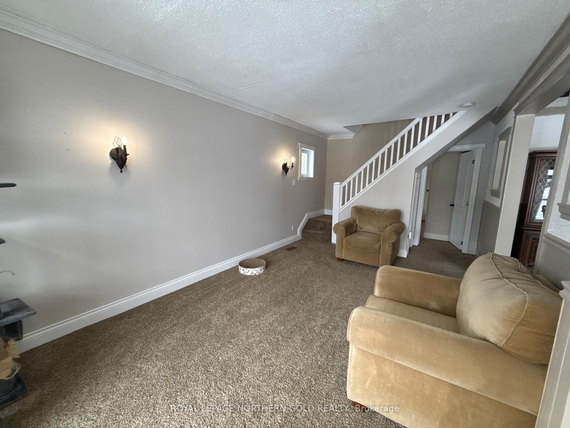 104 Wishman Street photo 2