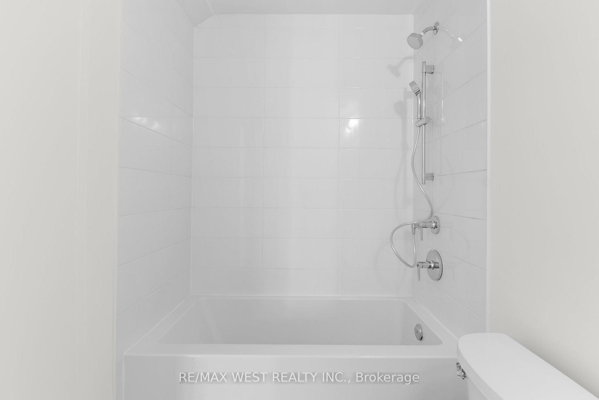8 David Eyer Road Unit 1214 photo 25