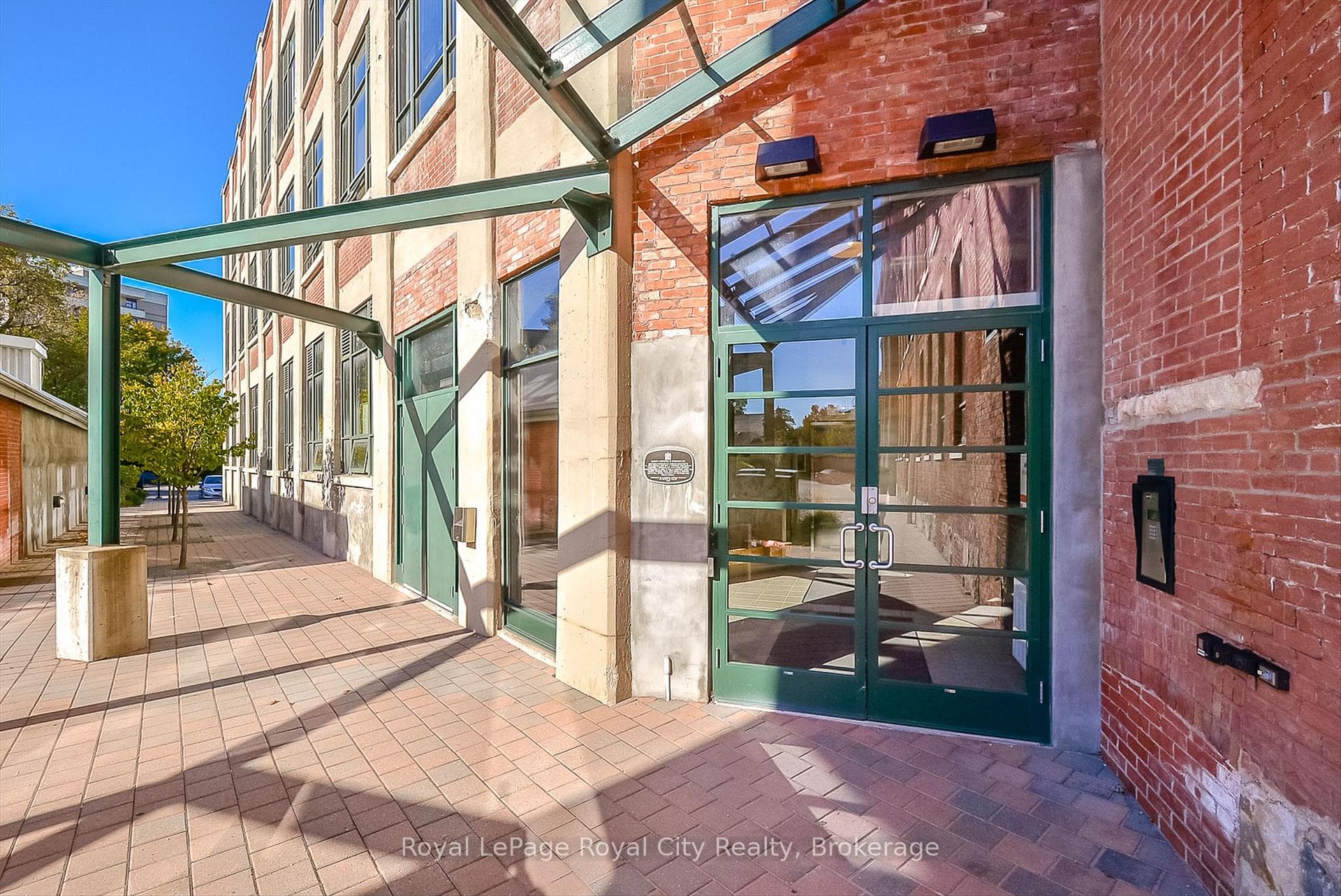 26 Ontario Street Unit 120 photo 3
