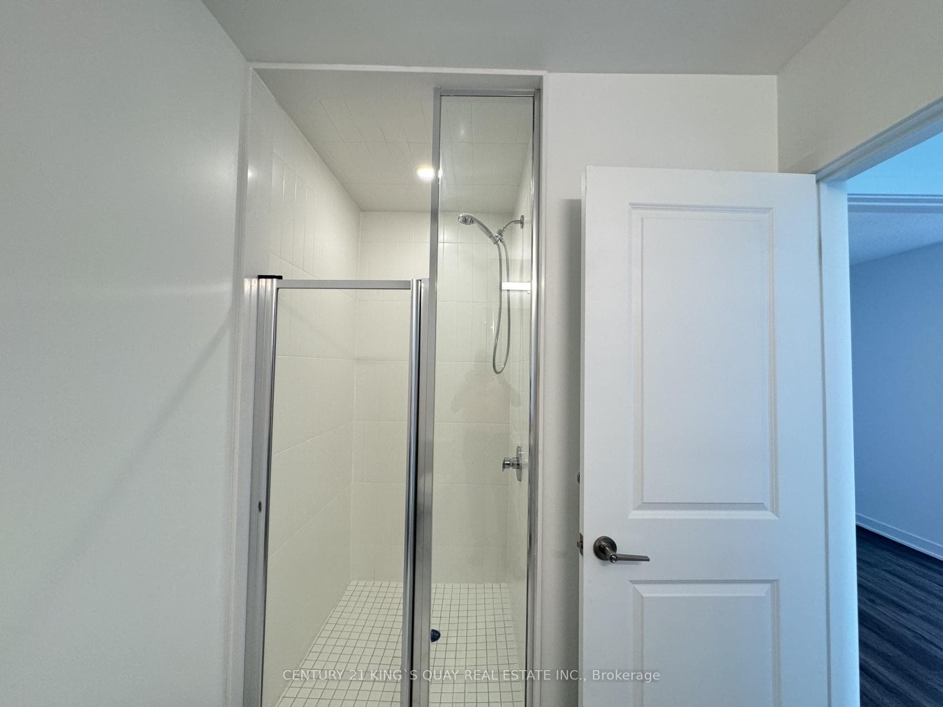 385 Arctic Red Drive Unit 307 photo 14