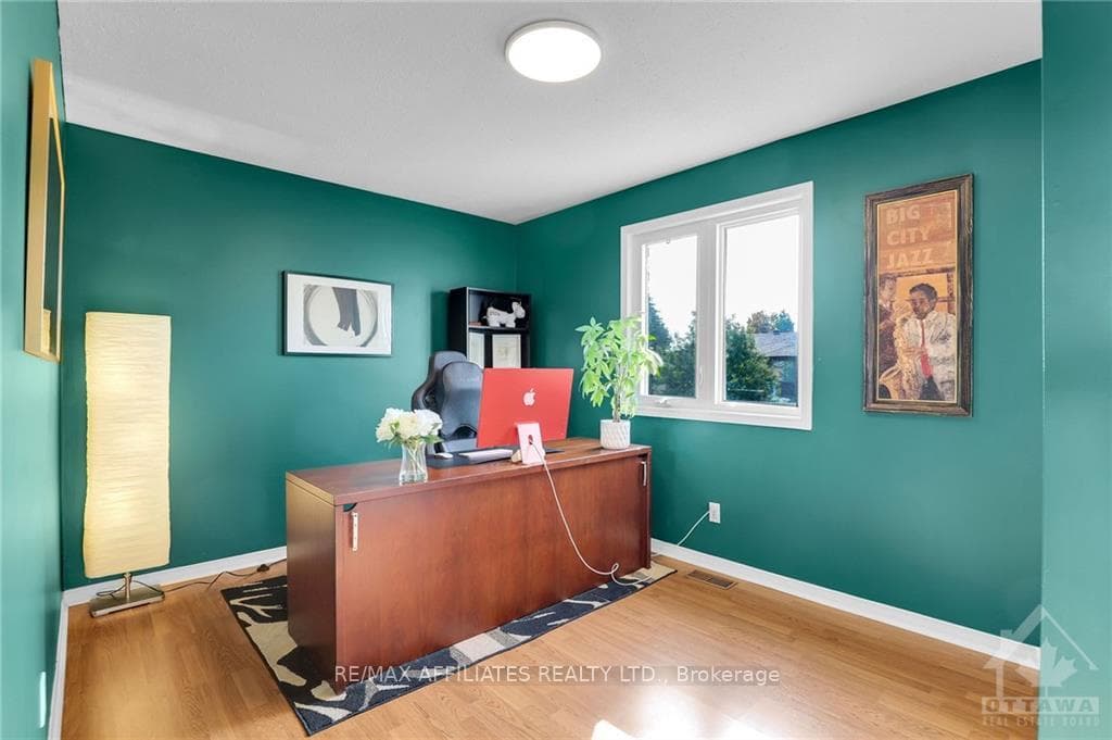 3 HUNTINGS END Avenue photo 21