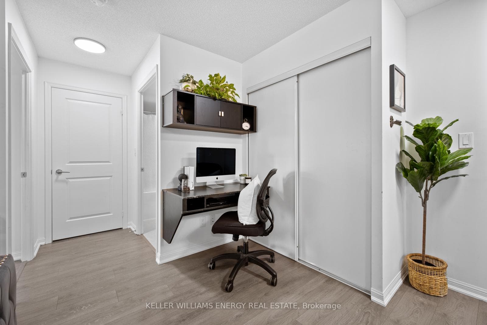 35 Bastion Street Unit 308 photo 11