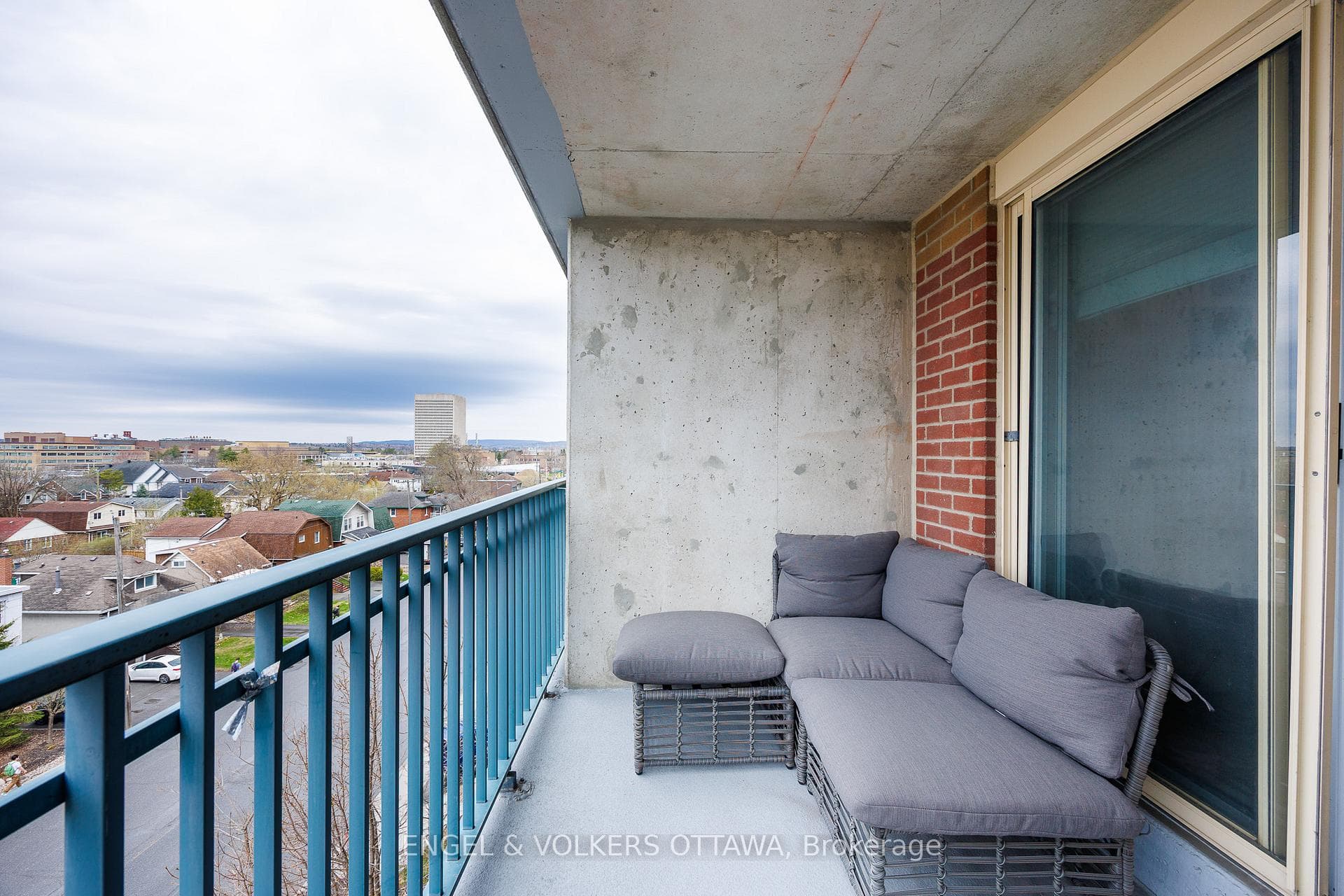 45 Holland Avenue Unit 607 photo 29